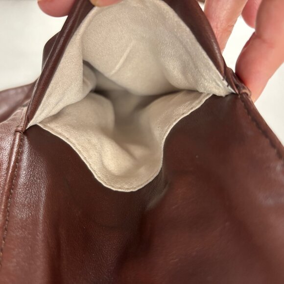 Sash Brown Leather Crossbody Bag - Picture 9 of 15